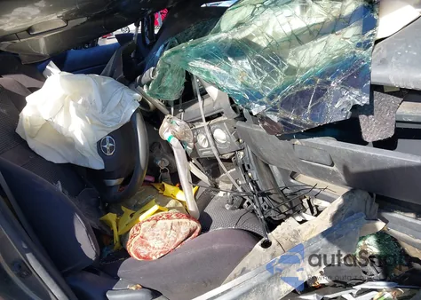 2004 Scion Xa from USA, damaged, VIN JTKKT624440067072